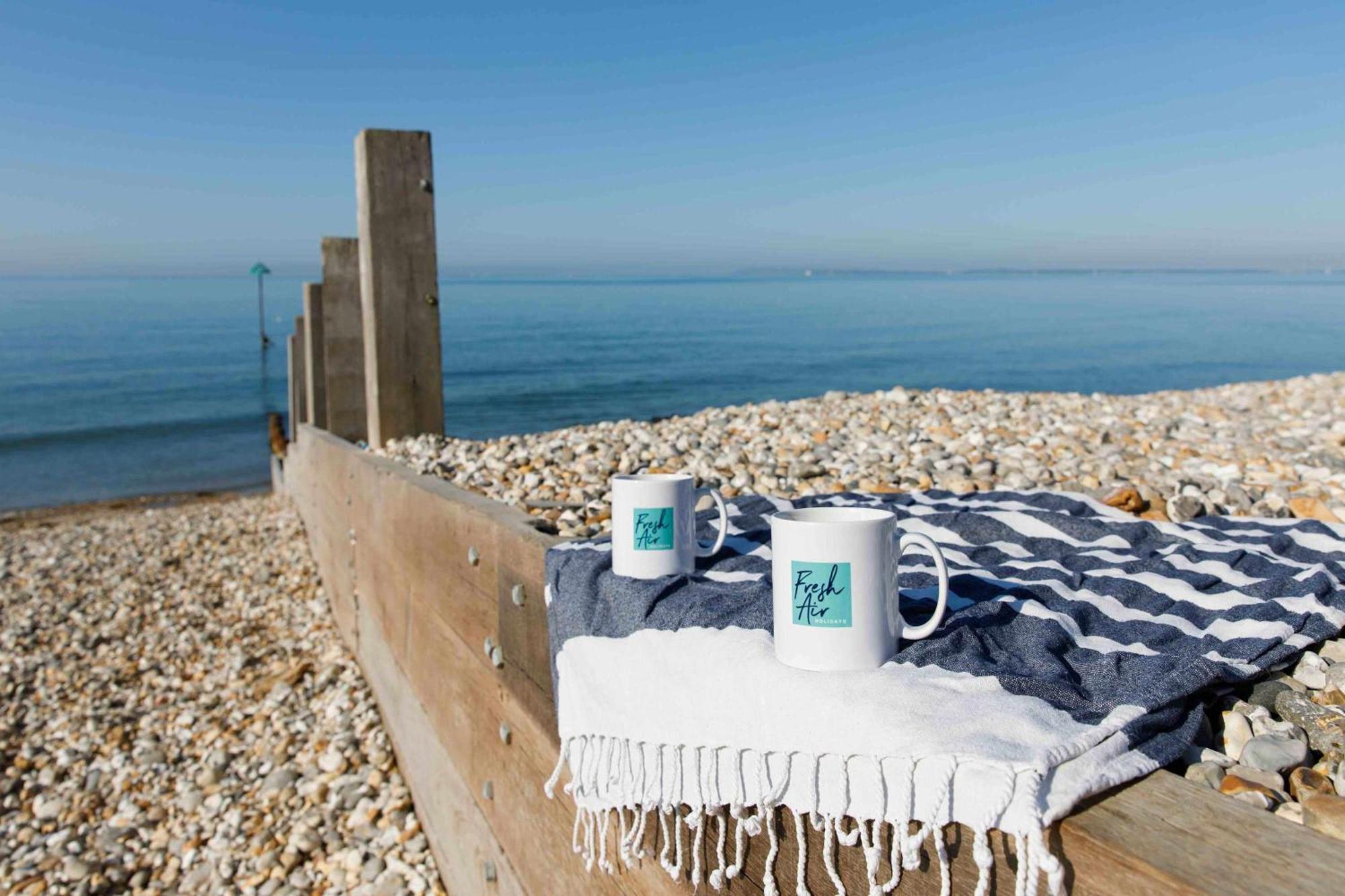 High-End Beachfront Getaway Sea View King Bed Източен Уитеринг Екстериор снимка